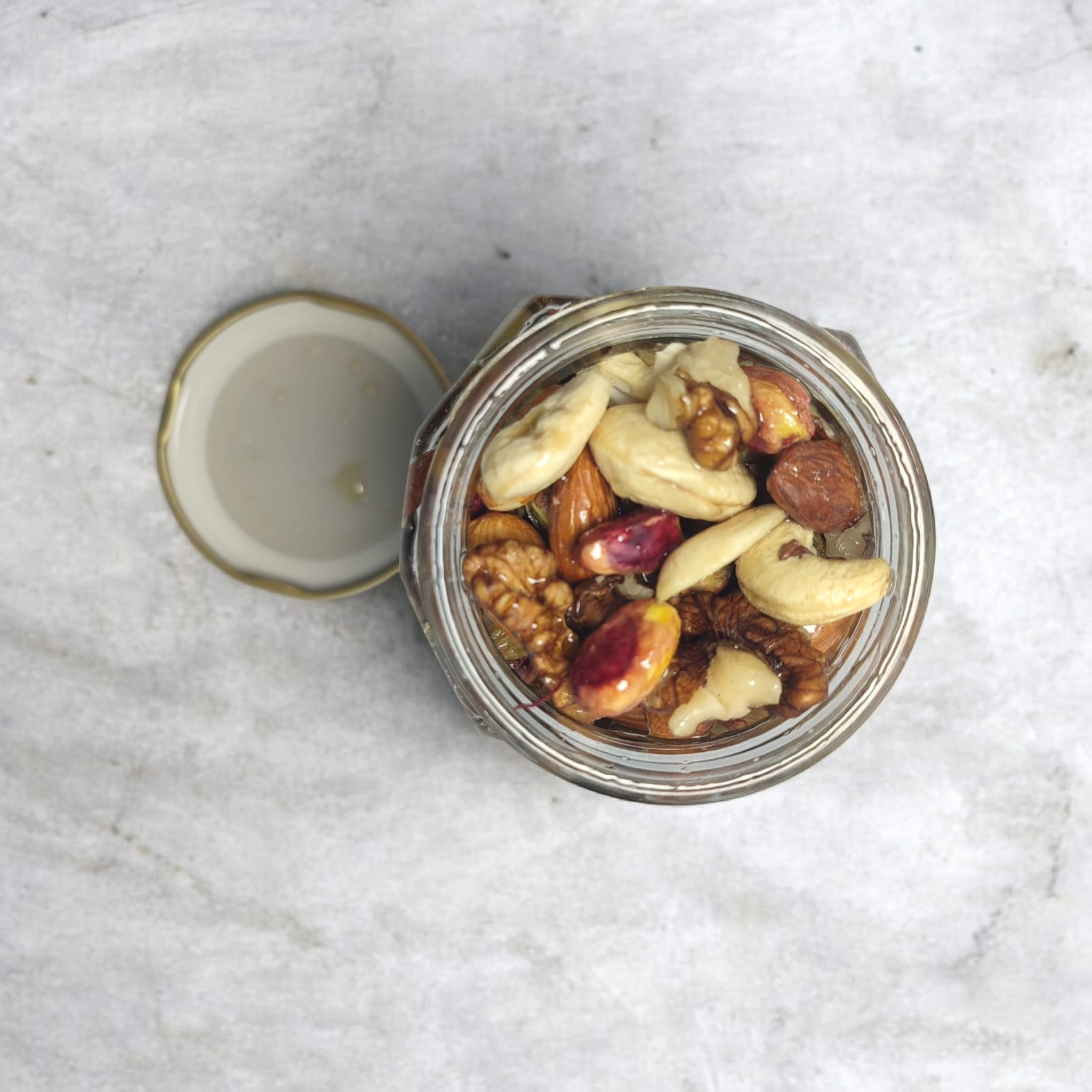 Almeer Royal Zafrani Nuts-Honey (500g)